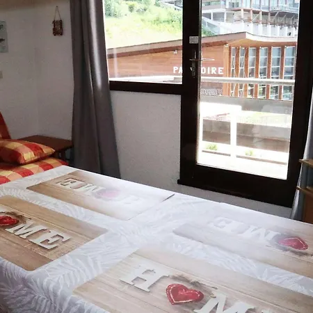 6 Pers Au Pied Des Pistes Avec Balcon - - Fr-1-322-145 레오레스